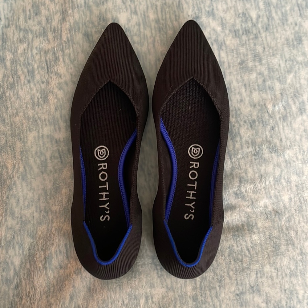 Black point Rothy’s. Size 7.5